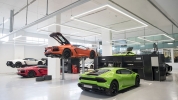 lamborghini dubai showroom 03