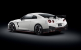 nissan gt r nismo 16