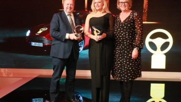 Aston Martin DB11, `Volanul de aur` pentru cea mai frumoasă mașină