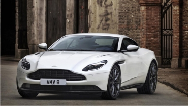 Noua versiune Aston Martin DB11 devine mai `accesibilă` după ce a primit un motor V8 de la Daimler AG