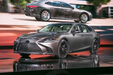 Lexus LS 500h pregătit pentru Geneva