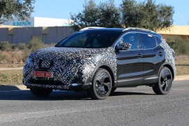 Noua versiune Nissan Qashqai se face mai frumoasă pentru Salonul Auto de la Geneva 2017