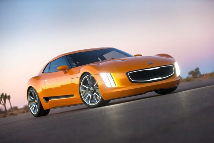 Kia GT4 Stinger ar putea fi produs