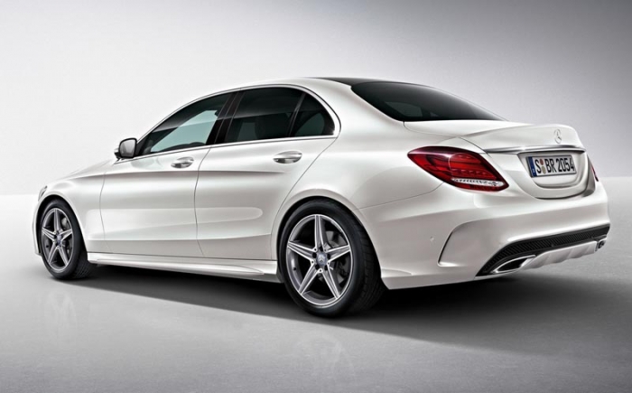Mercedes lansează pachetul AMG Line pentru noul C-Class