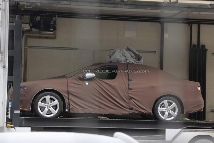 Noul Audi A4, surprins în primele fotografii spion