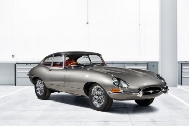 10 vehicule Jaguar E-Type vor fi restaurate prin programul JLR `Reborn`