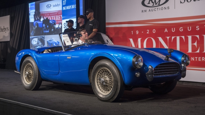Prima Shelby Cobra a bătut recordul de vânzare pentru o mașină americană