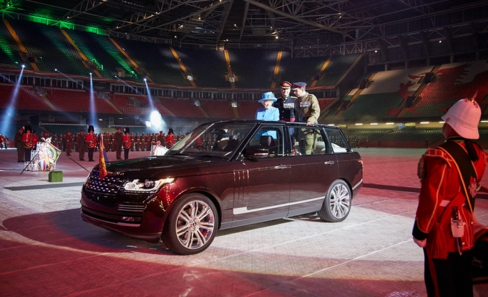 Încă un Range Rover pentru Regina Marii Britanii