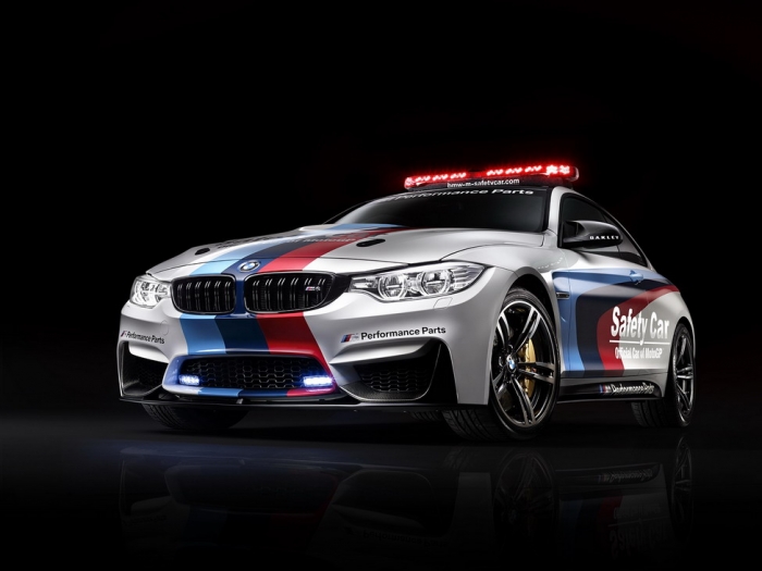 BMW M4 Moto GP, coloană sonoră demenţială