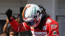Sebastian Vettel câștigă în Ungaria după controverse determinate de ordinele de echipă