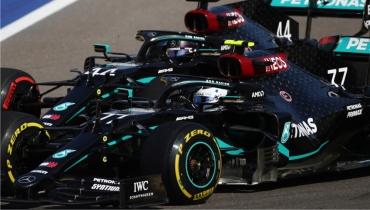 Bottas profită de penalizarea lui Hamilton și câștigă în Rusia!