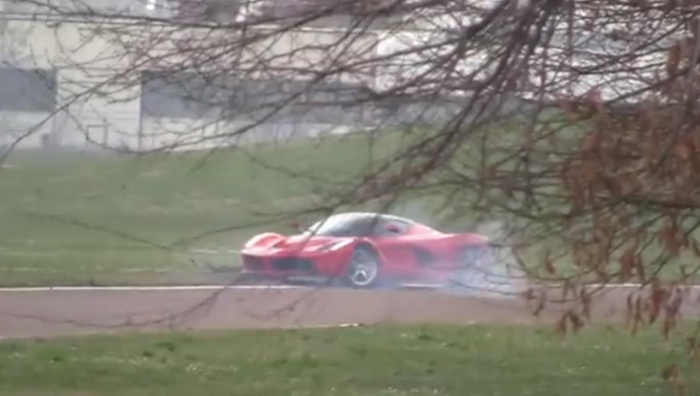 LaFerrari, greu de stăpânit şi pentru Raikkonen
