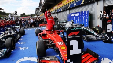 După o cursă emoționantă în Belgia, Leclerc a rezistat atacurilor lui Hamilton pentru prima victorie a carierei