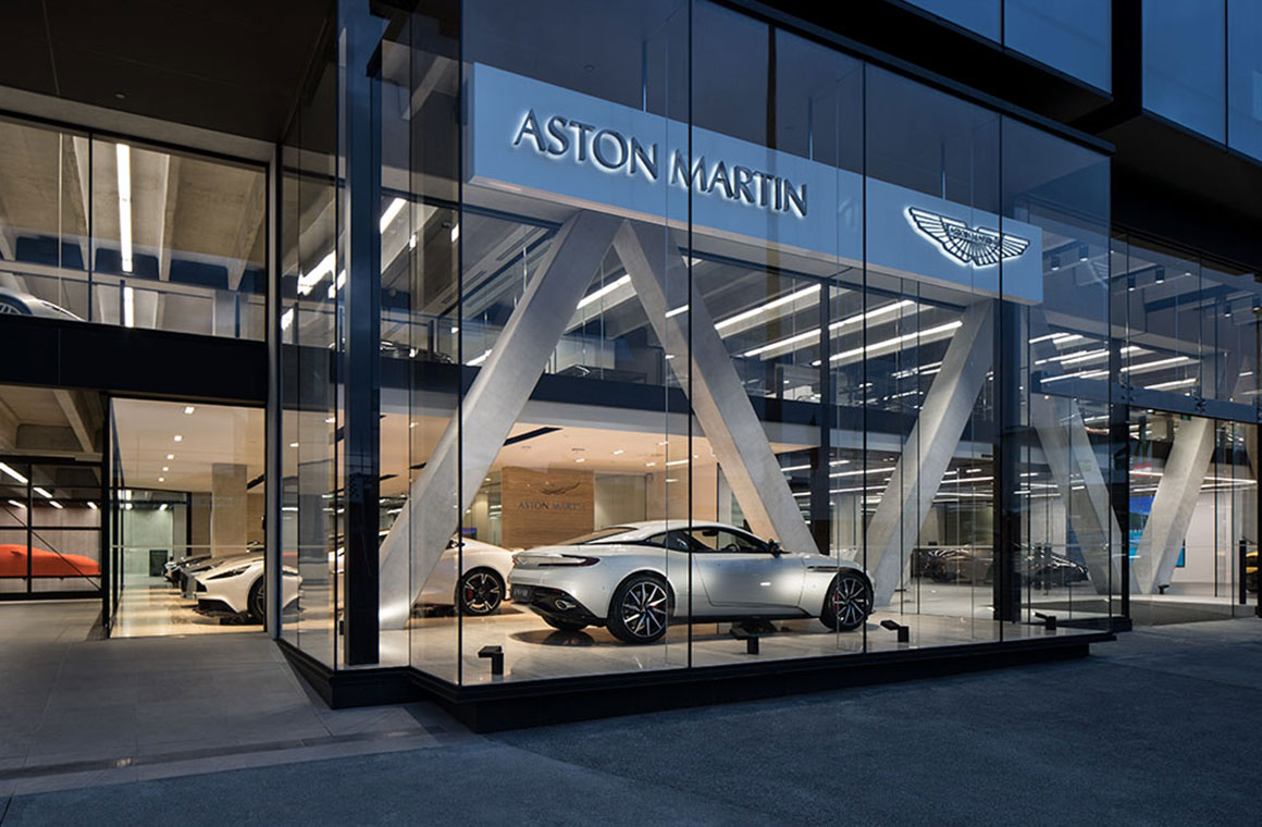 Aston Martin a prezentat noul showroom din Auckland