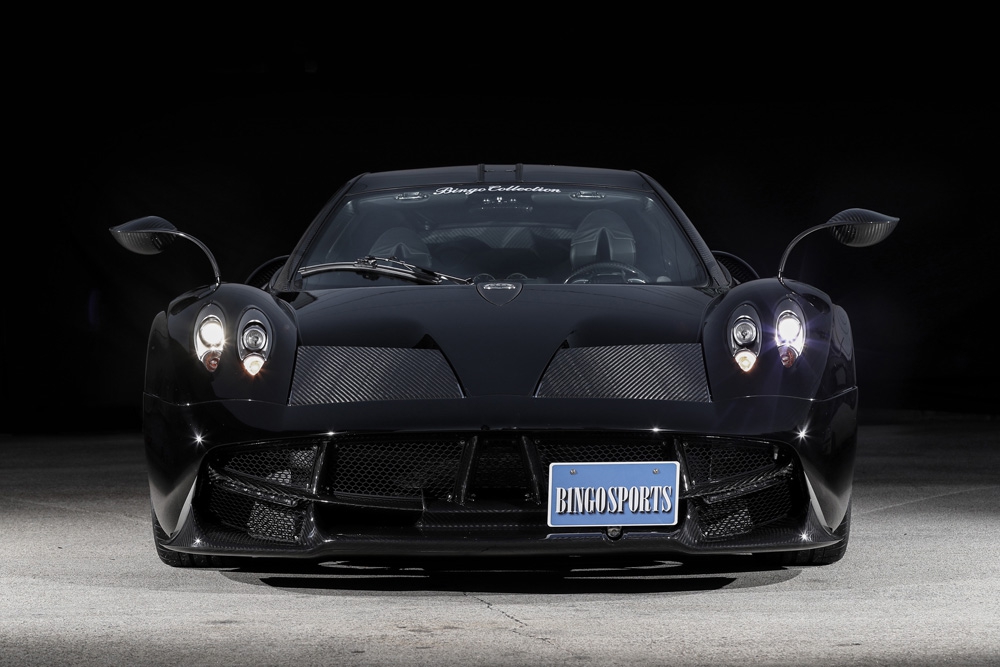 Pagani Huayra Tempesta - A different kind of love