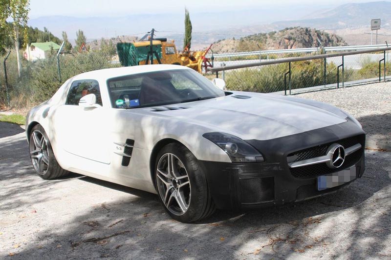 Mercedes spune adio lui SLS cu o ediţie limitată