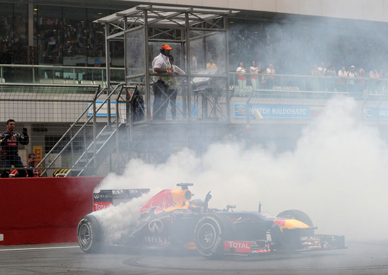 Vettel, din nou campion